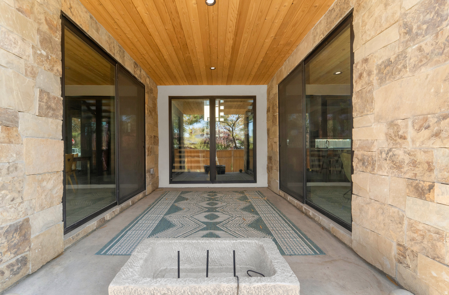 1002 E ELM AVE S, Salt  Lake  City, UT, 84106