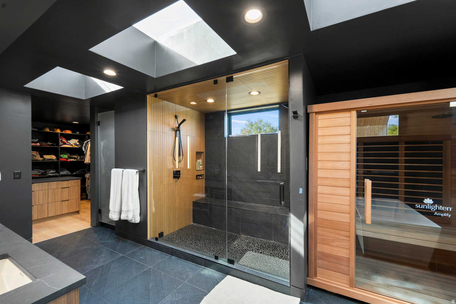 1002 E ELM AVE S, Salt  Lake  City, UT, 84106