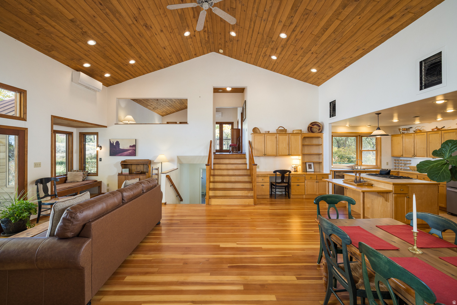 2927 S EAST BENCH RD, Moab, UT, 84532