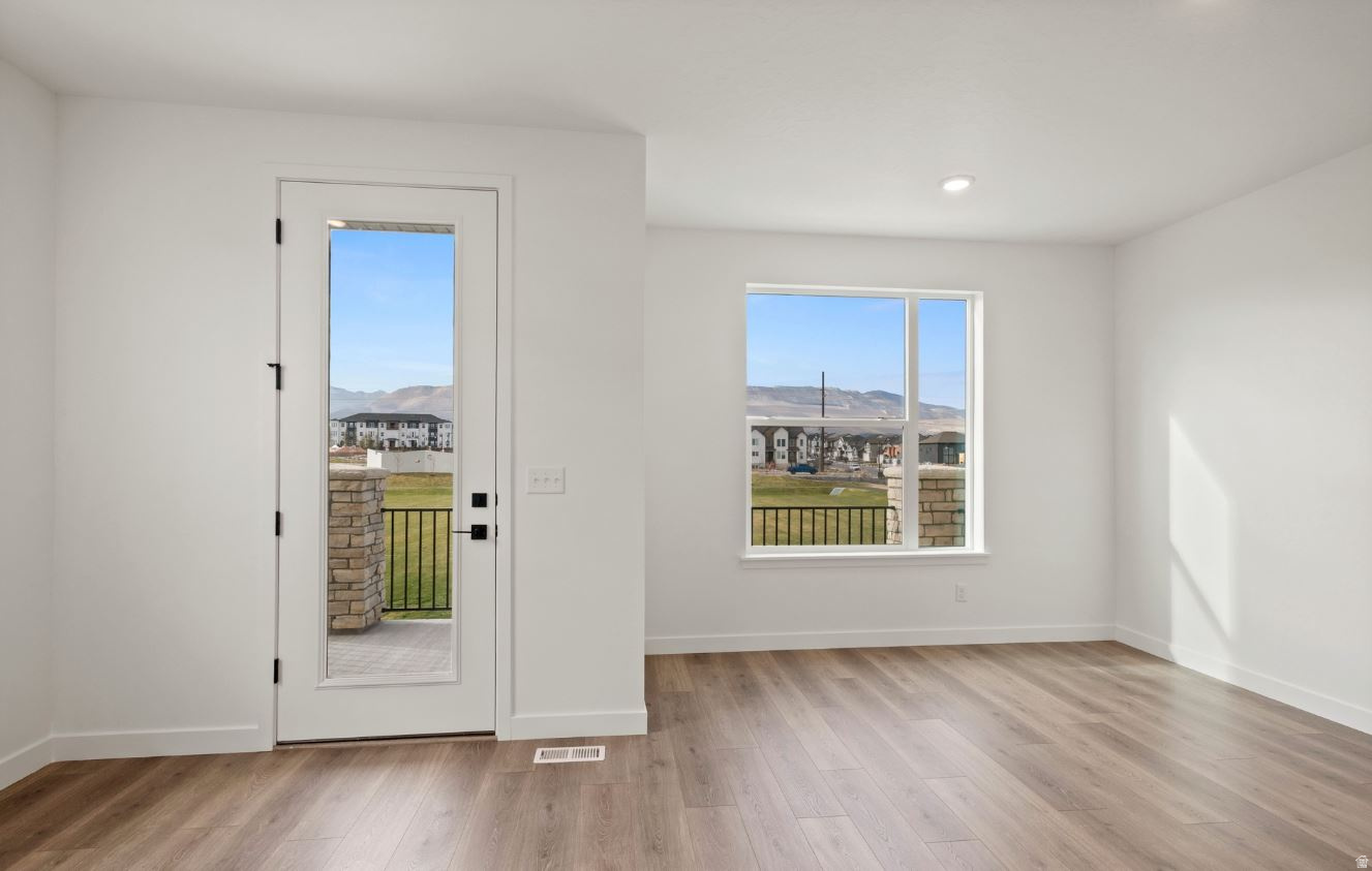 12686 S LINCOLN PEAK LAN UNIT 114, Herriman, UT, 84096