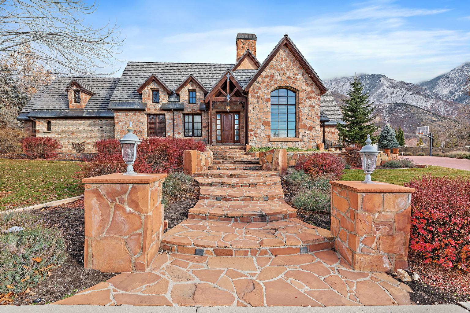 1002 E ELM AVE S, Salt  Lake  City, UT, 84106