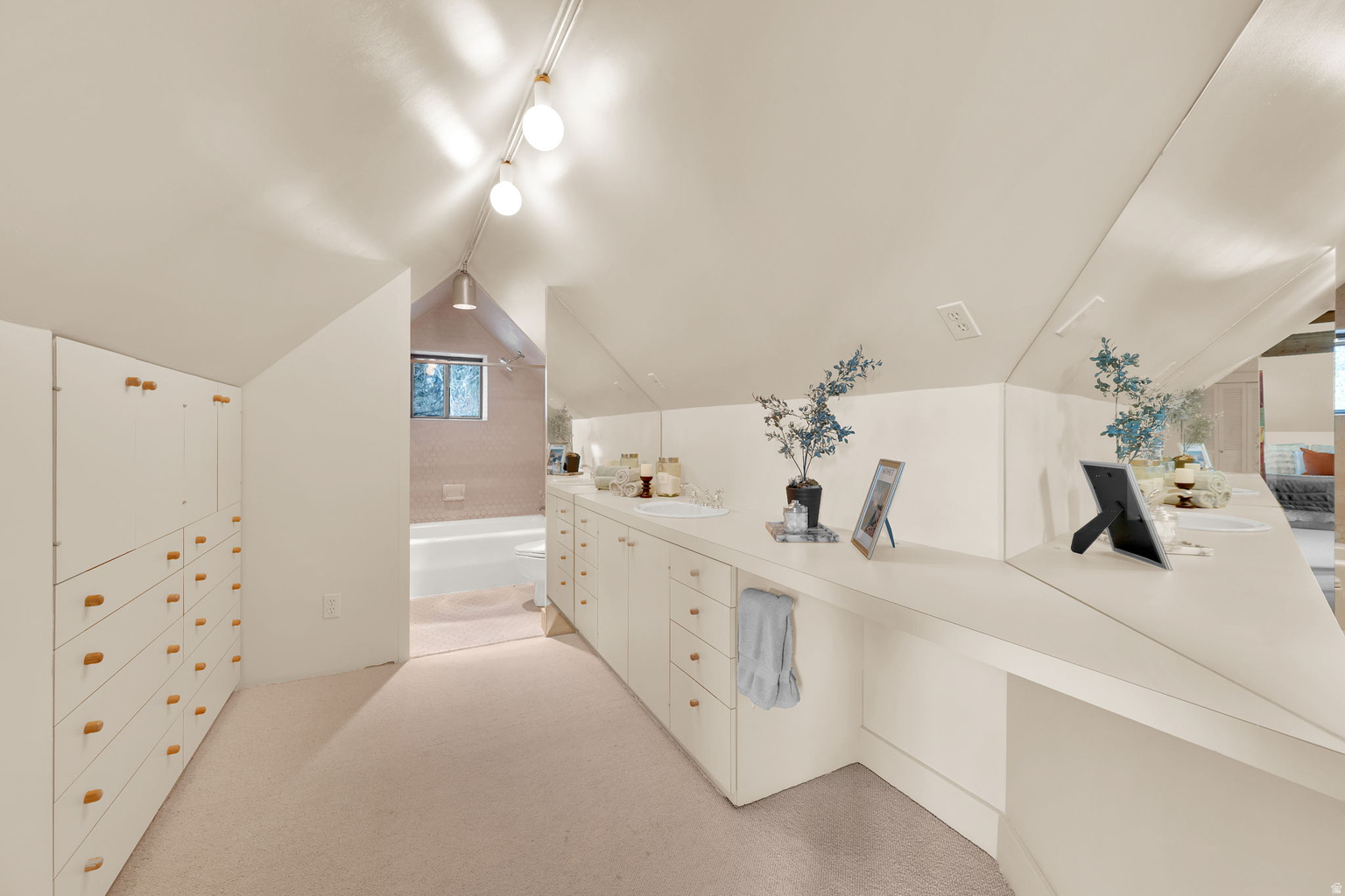 4999 S FAIRBROOK LN, Holladay, UT, 84117
