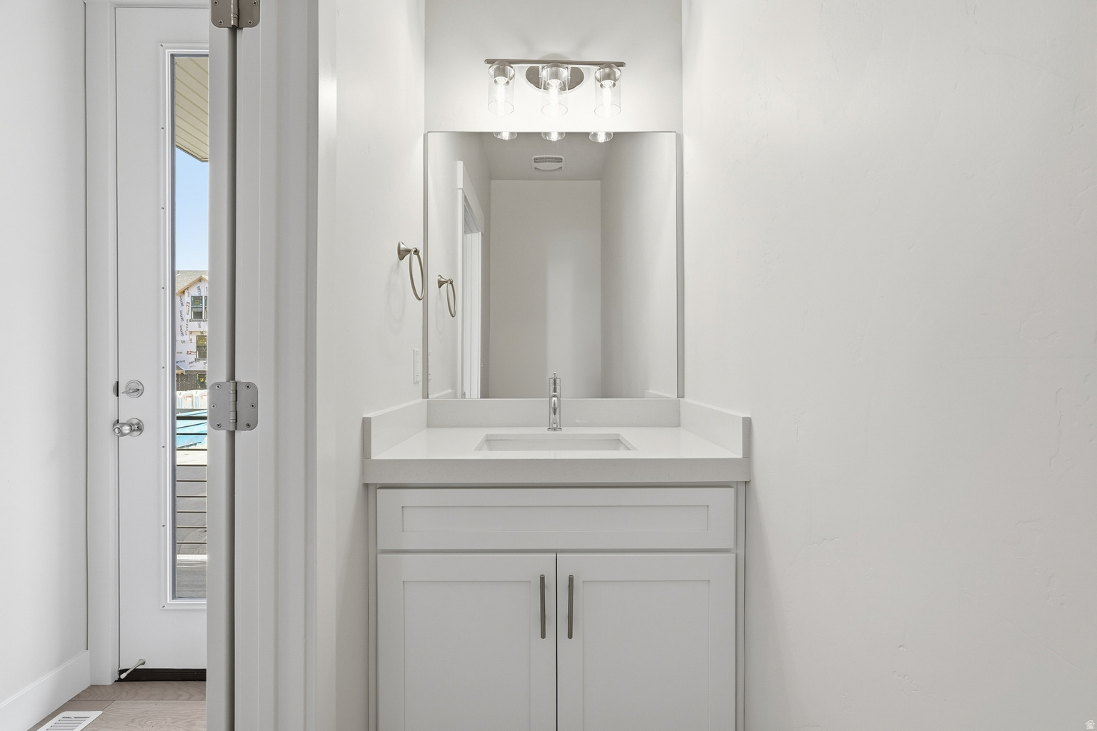 7332 S SIDELINE LN W UNIT 53, Midvale, UT, 84047