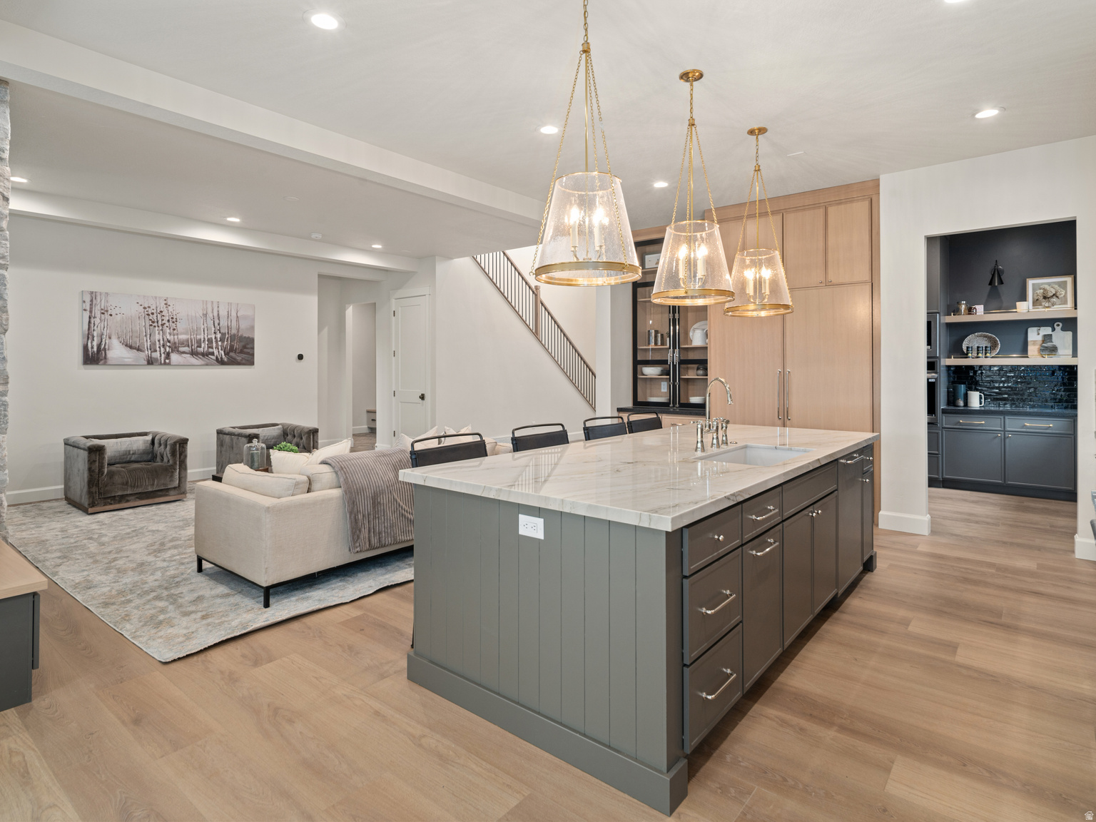 387 S 7900 E, Huntsville, UT, 84317