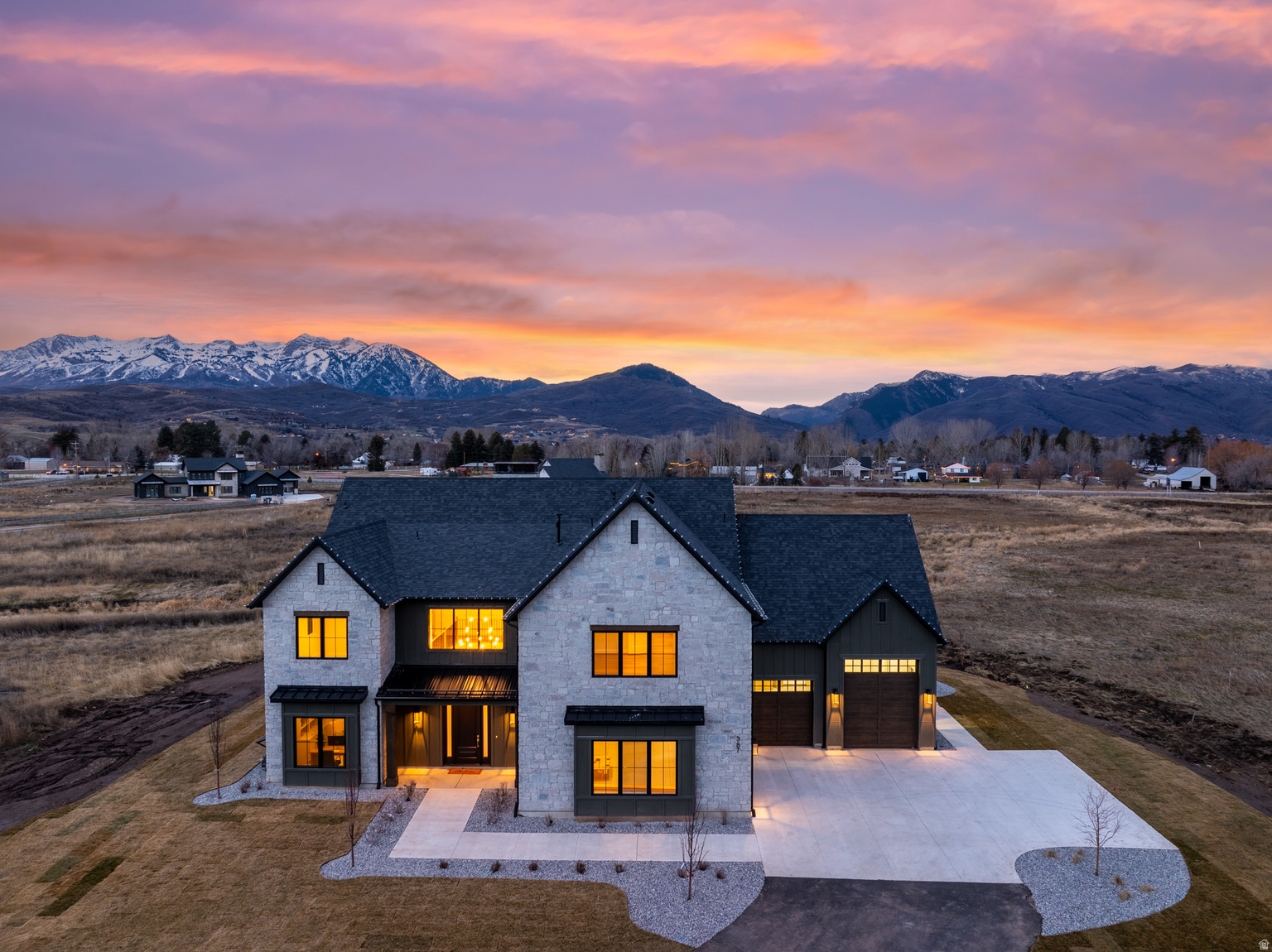 387 S 7900 E, Huntsville, UT, 84317