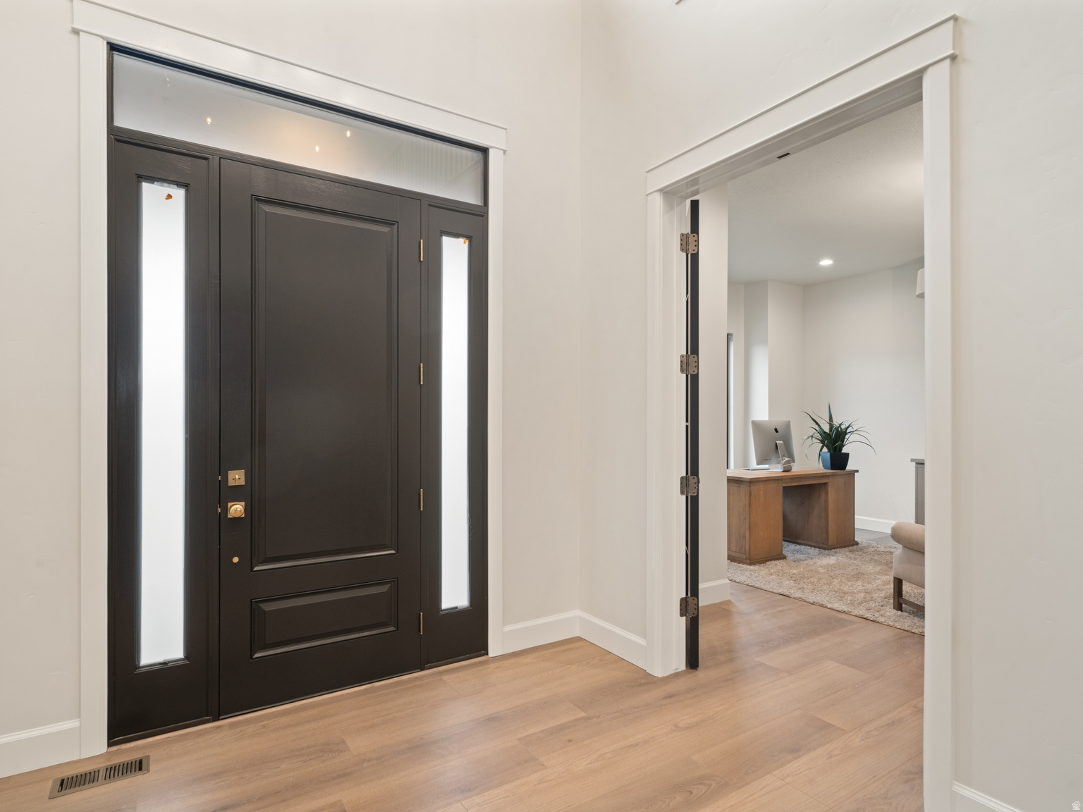 387 S 7900 E, Huntsville, UT, 84317