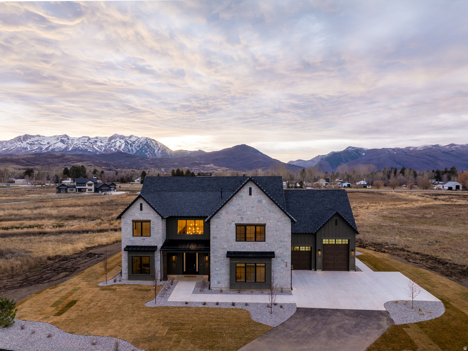 387 S 7900 E, Huntsville, UT, 84317
