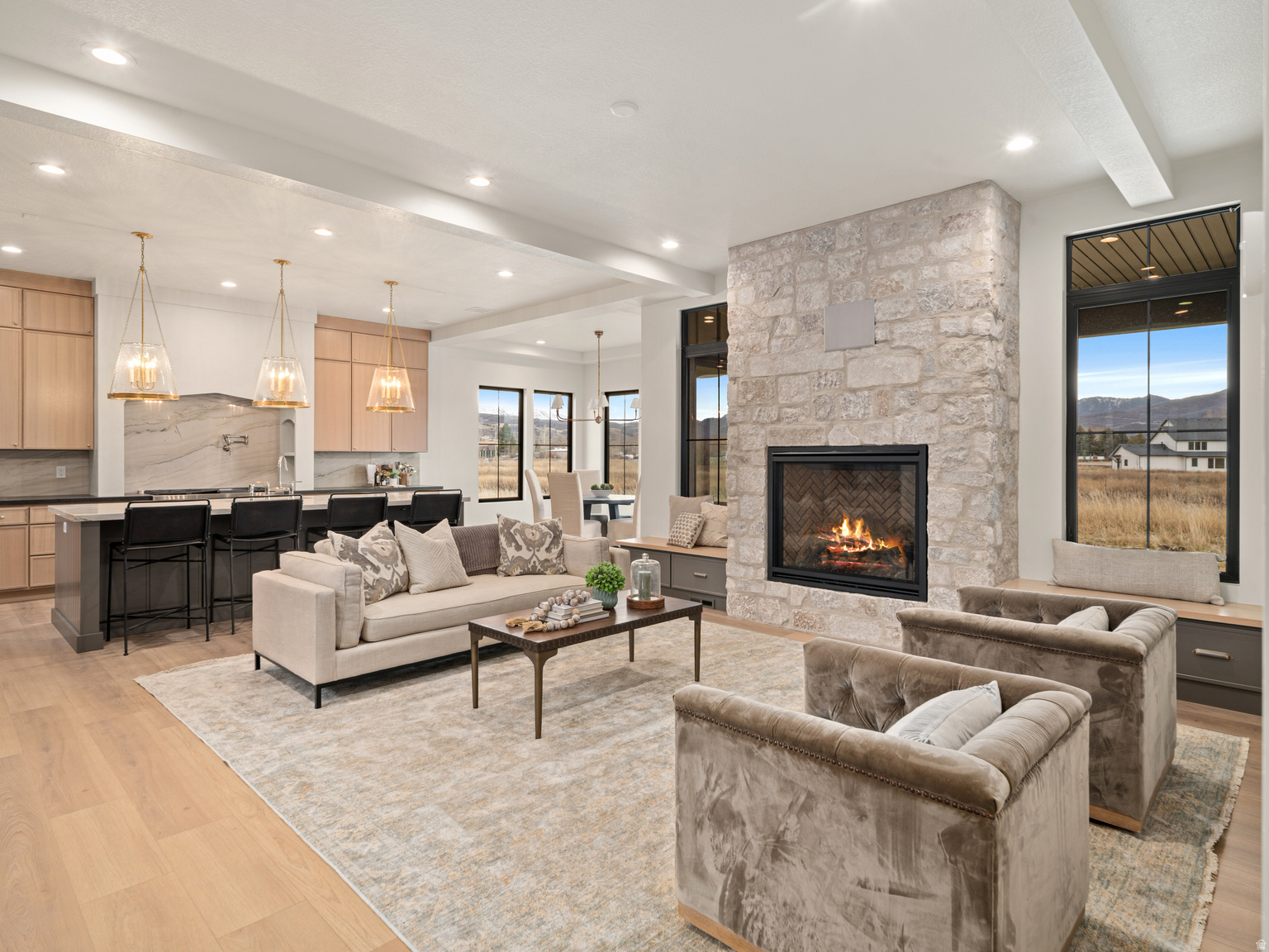 387 S 7900 E, Huntsville, UT, 84317