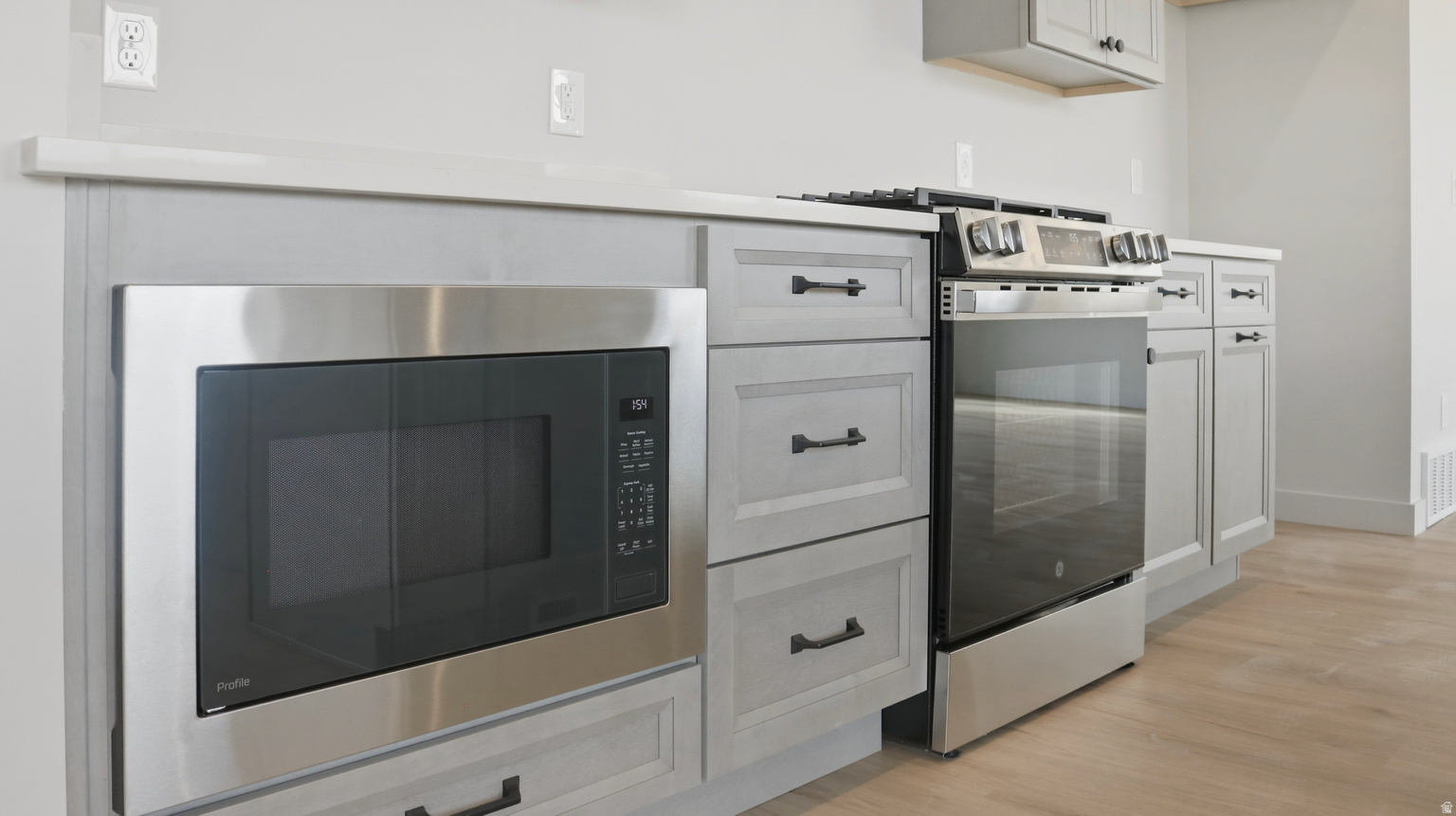 6938 W POINTE CEDAR LN UNIT 331, West  Jordan, UT, 84081