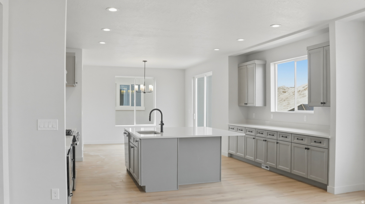 6938 W POINTE CEDAR LN UNIT 331, West  Jordan, UT, 84081