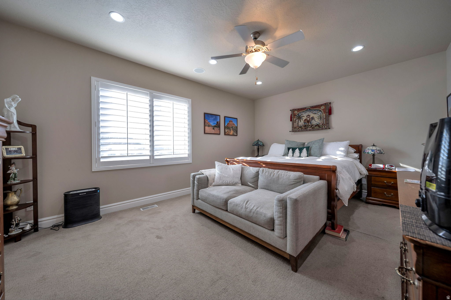 10804 S HIDDENWOOD DR, Sandy, UT, 84092