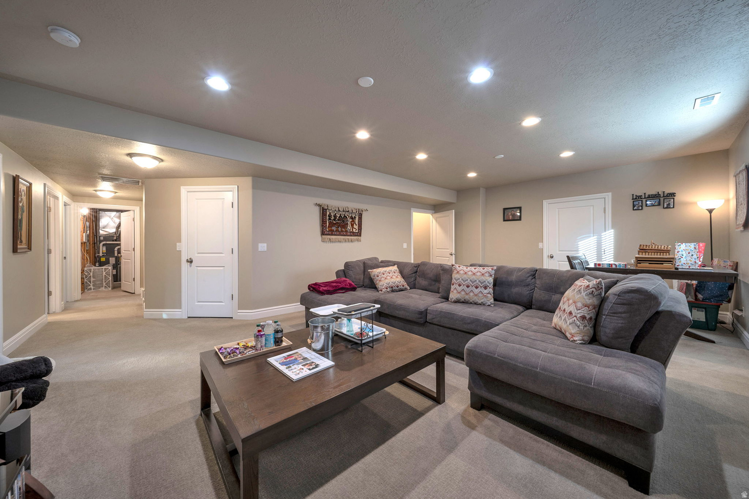 10804 S HIDDENWOOD DR, Sandy, UT, 84092