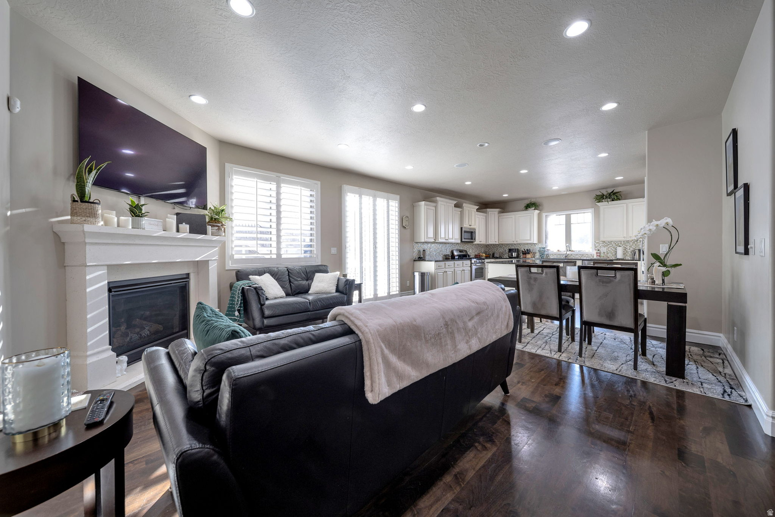 10804 S HIDDENWOOD DR, Sandy, UT, 84092