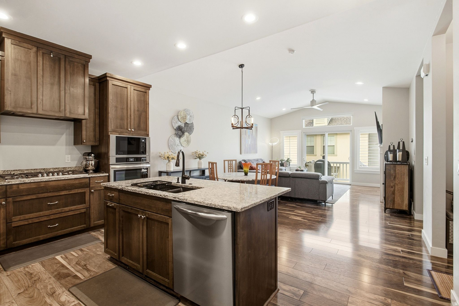 8204 W GOLDEN TROUT WAY, Magna, UT, 84044