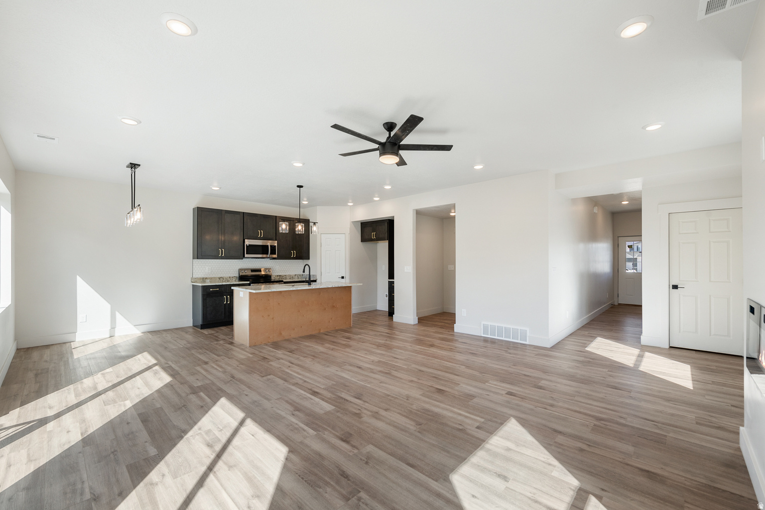 453 N 460 E, Salem, UT, 84653