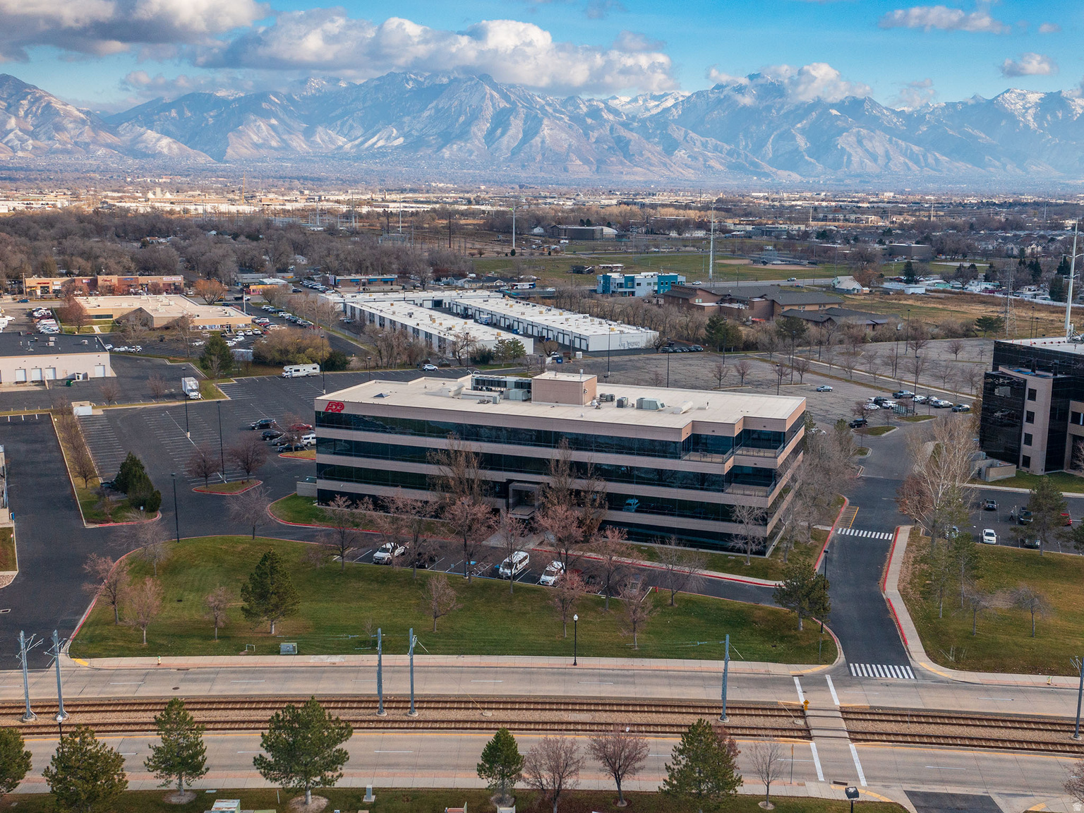 2835 S DECKER LAKE DR W, West  Valley  City, UT, 84119