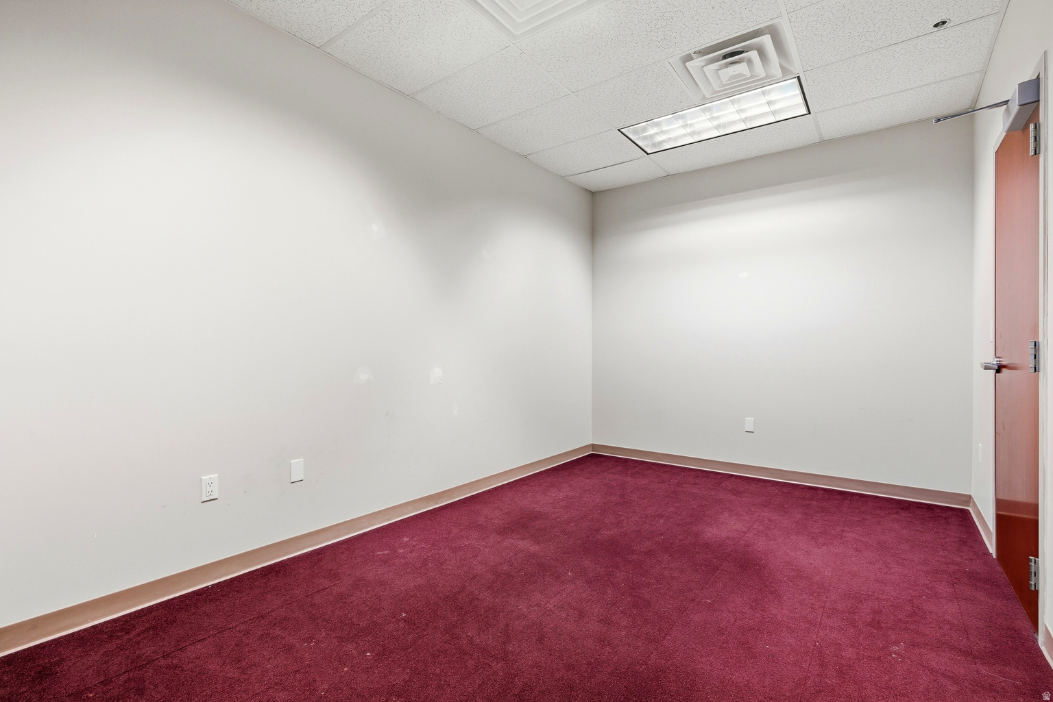 2835 S DECKER LAKE DR W, West  Valley  City, UT, 84119