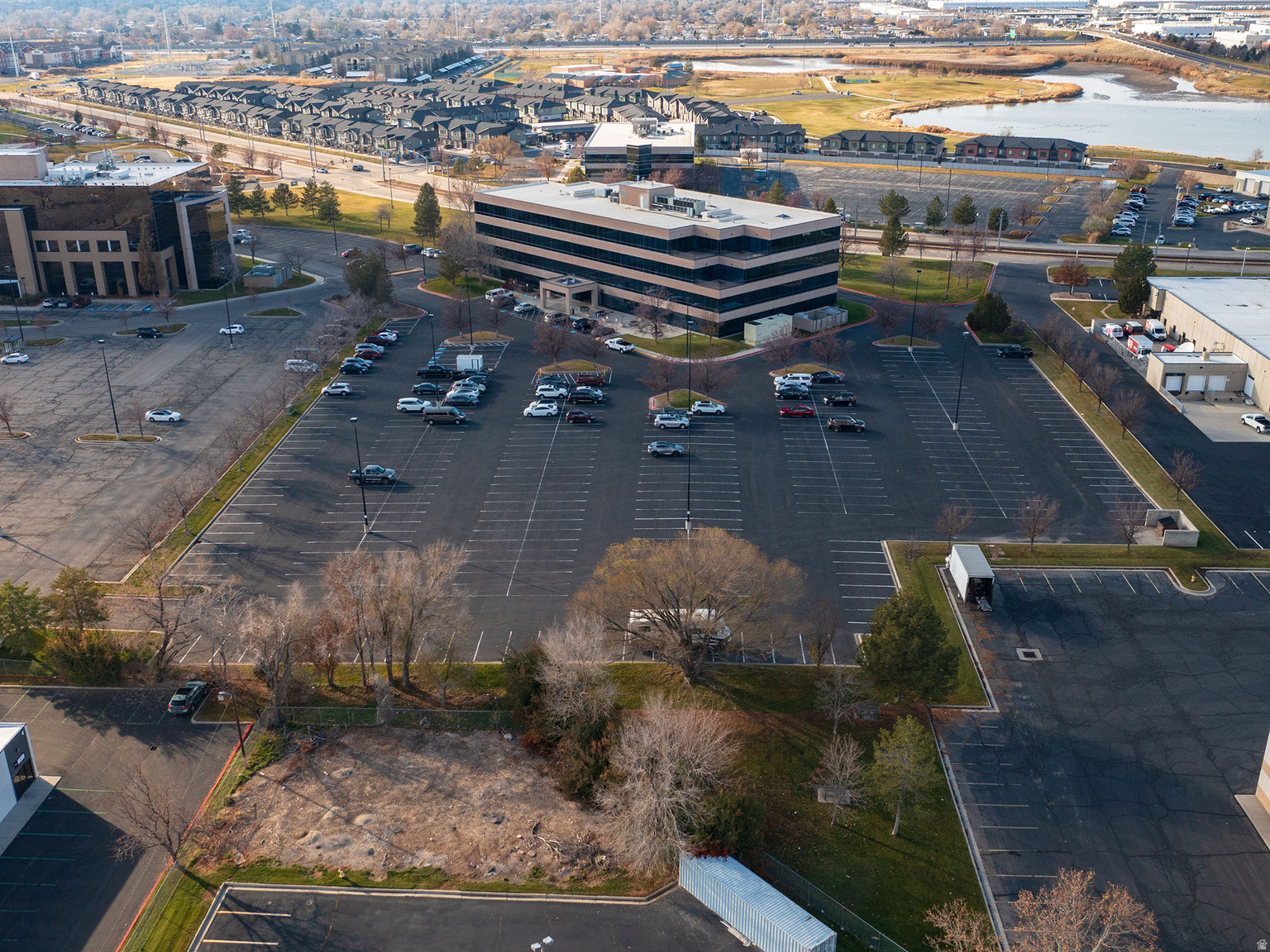 2835 S DECKER LAKE DR W, West  Valley  City, UT, 84119