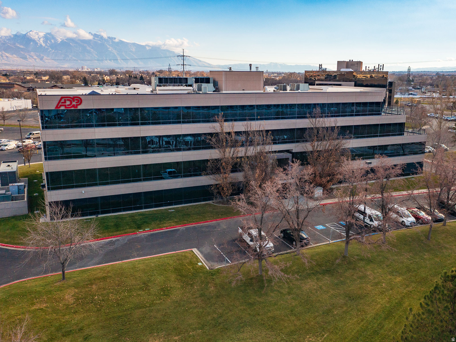 2835 S DECKER LAKE DR W, West  Valley  City, UT, 84119