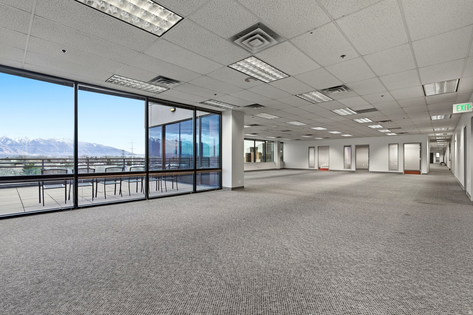 2835 S DECKER LAKE DR W, West  Valley  City, UT, 84119