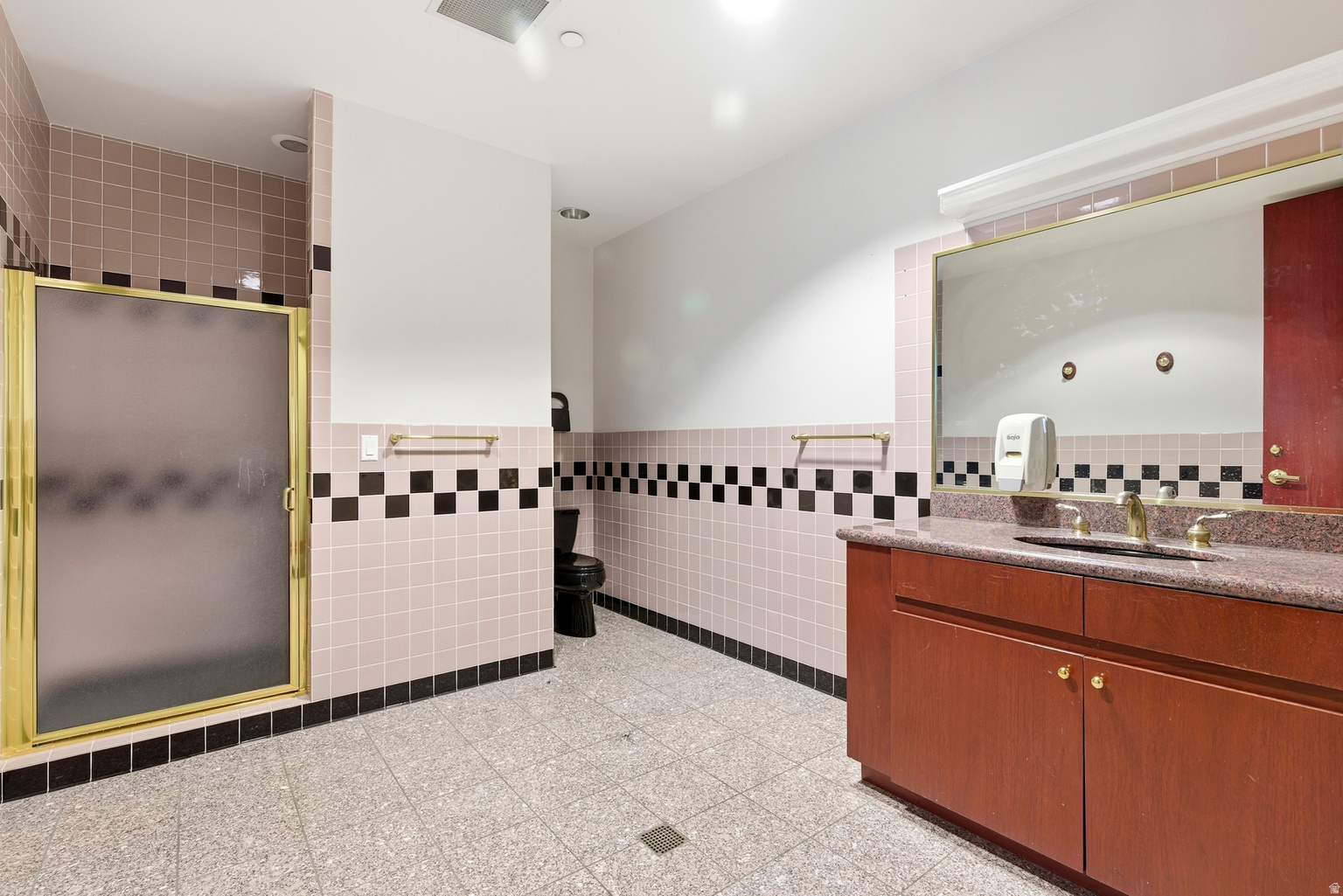 2835 S DECKER LAKE DR W, West  Valley  City, UT, 84119