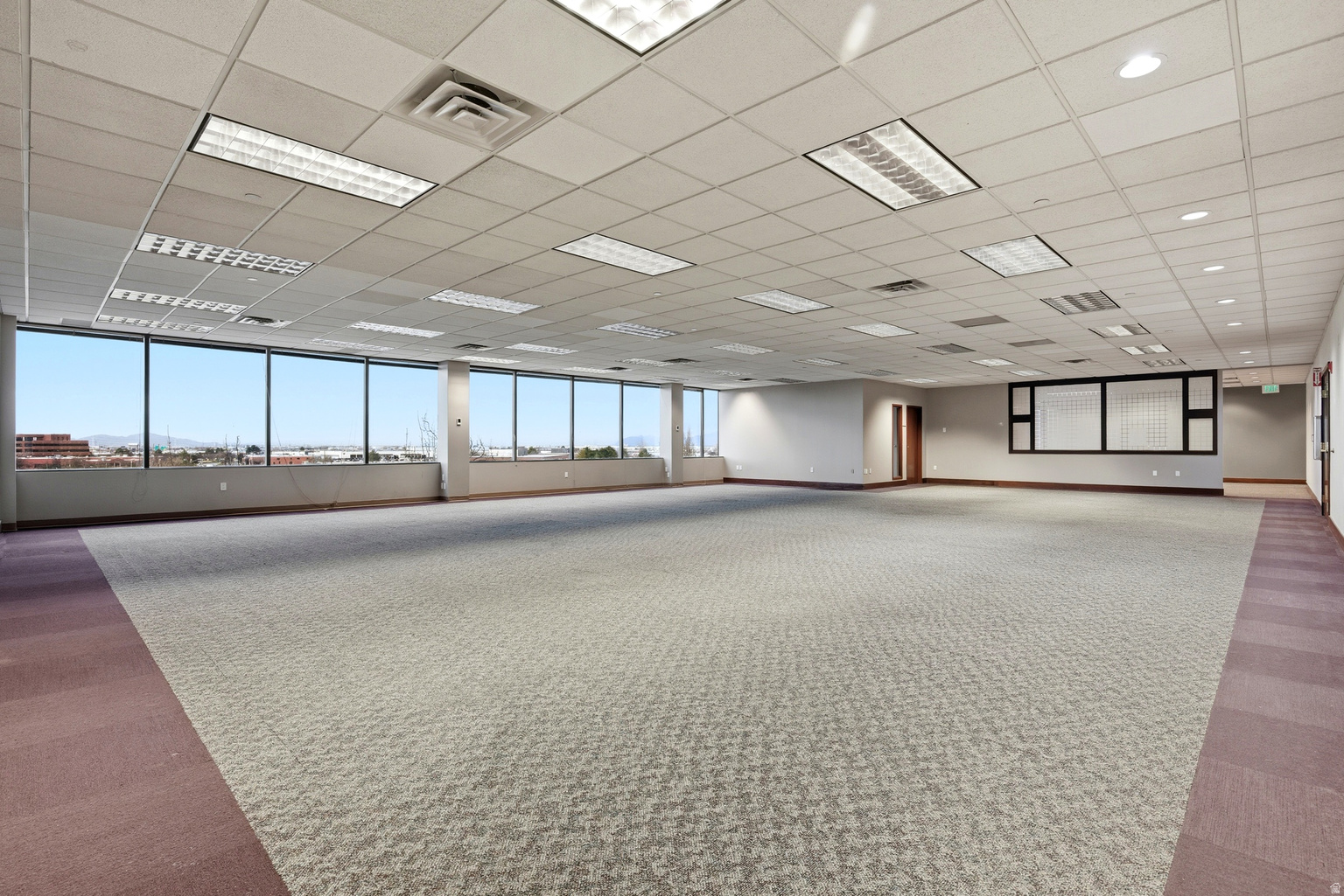 2835 S DECKER LAKE DR W, West  Valley  City, UT, 84119