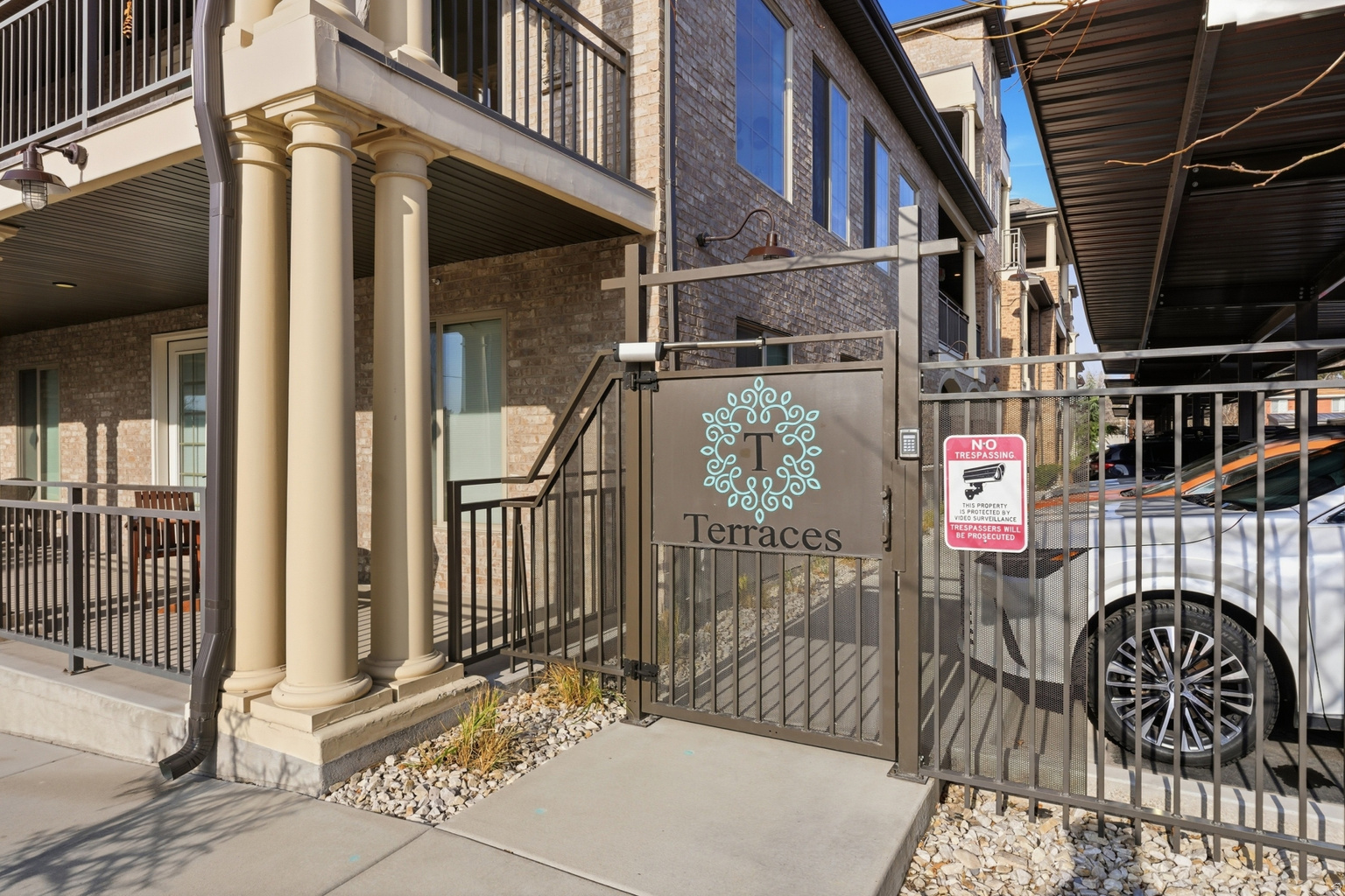 2369 E MURRAY HOLLADAY RD S UNIT A202, Holladay, UT, 84117