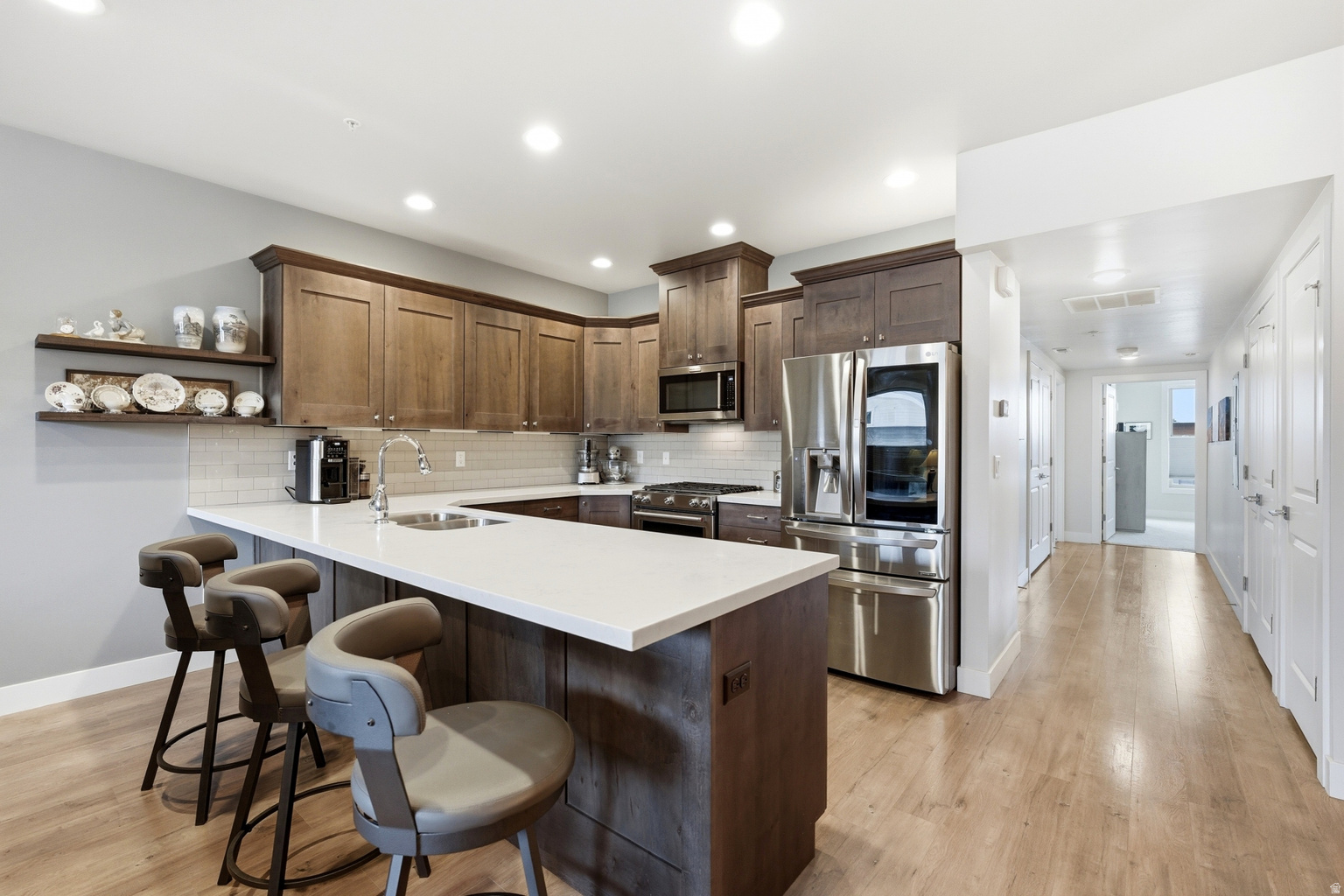 2369 E MURRAY HOLLADAY RD S UNIT A202, Holladay, UT, 84117