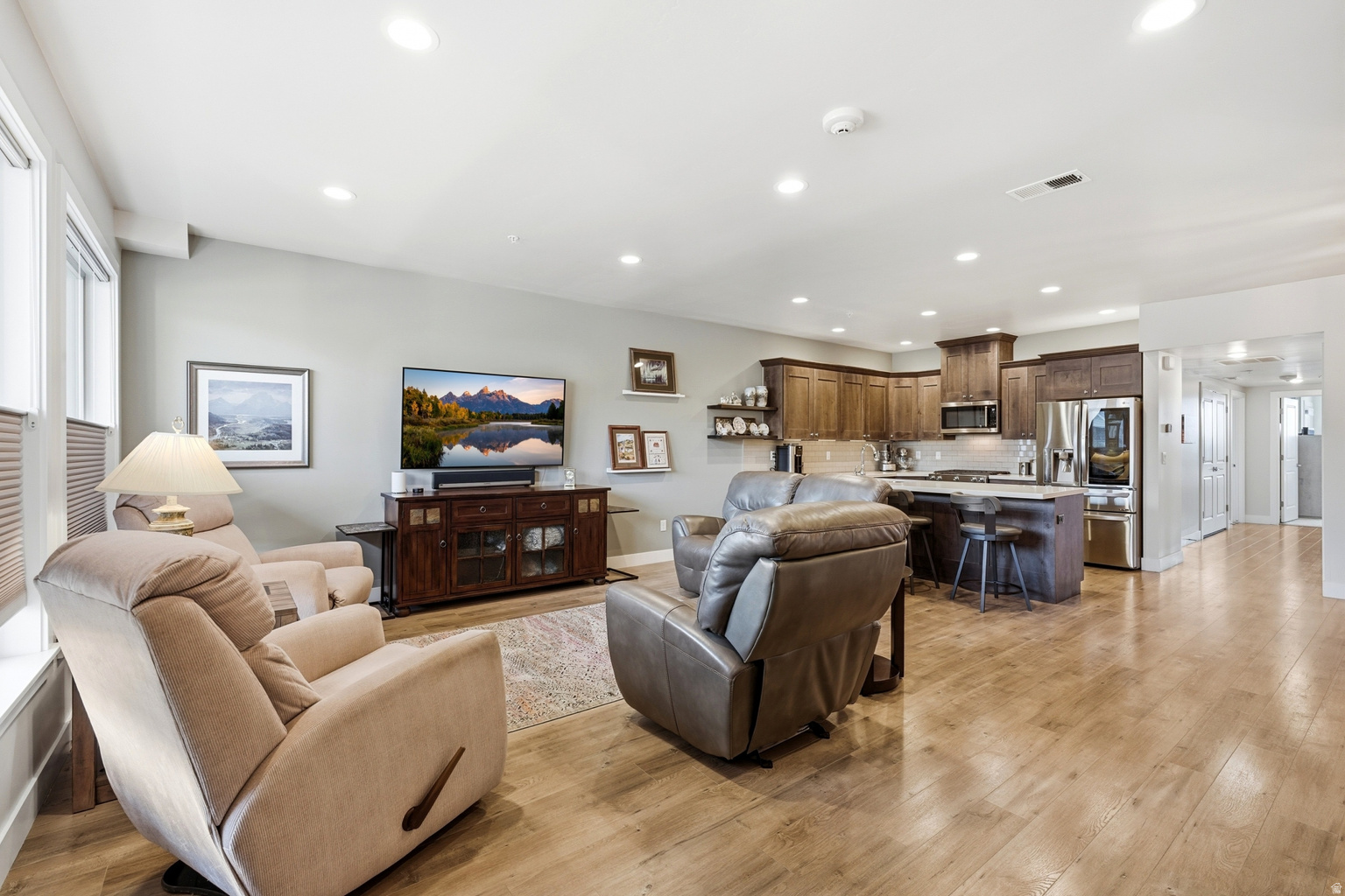 2369 E MURRAY HOLLADAY RD S UNIT A202, Holladay, UT, 84117