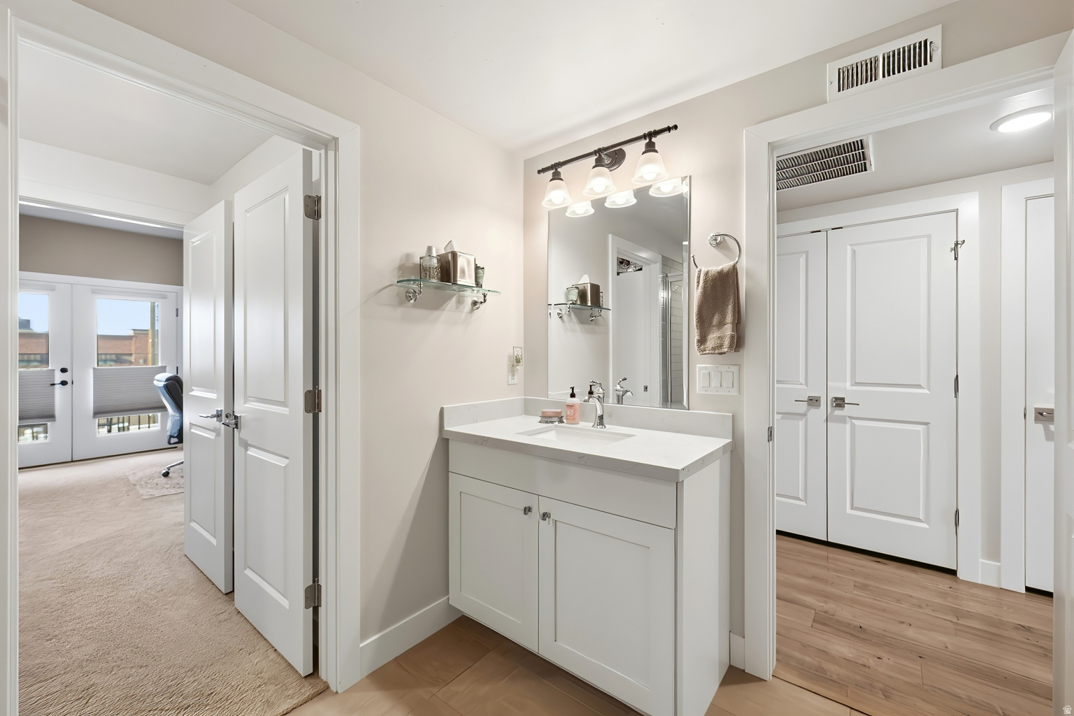 2369 E MURRAY HOLLADAY RD S UNIT A202, Holladay, UT, 84117