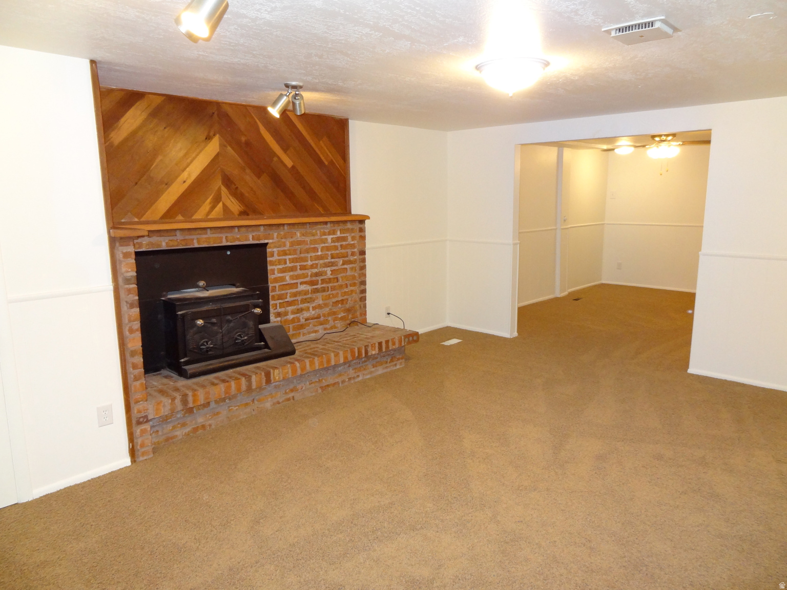 2156 E FALCON WAY, Sandy, UT, 84093