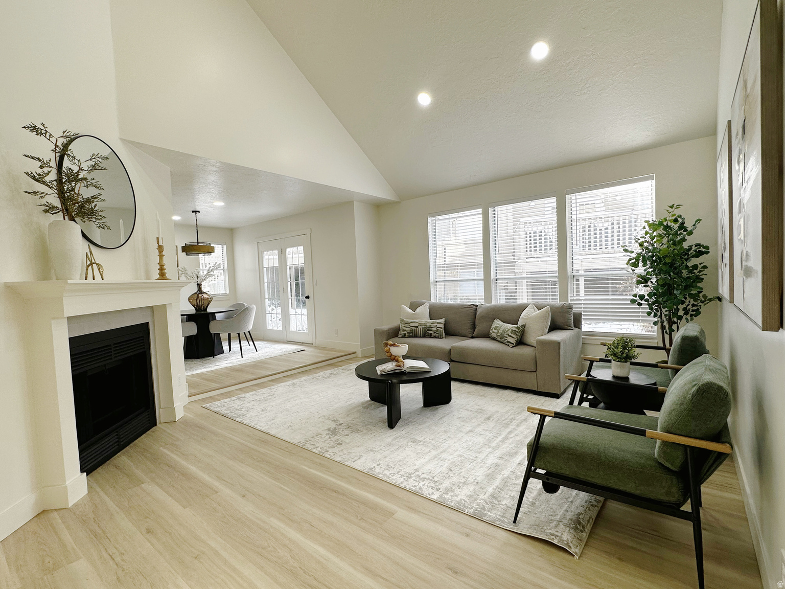 1930 E SOUTHBRIDGE WAY, Sandy, UT, 84093