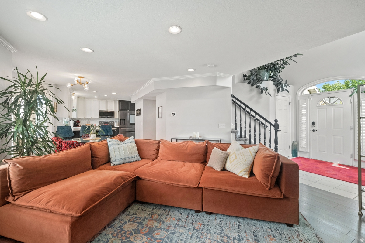 9092 S ENCHANTED OAK LN E, Sandy, UT, 84094