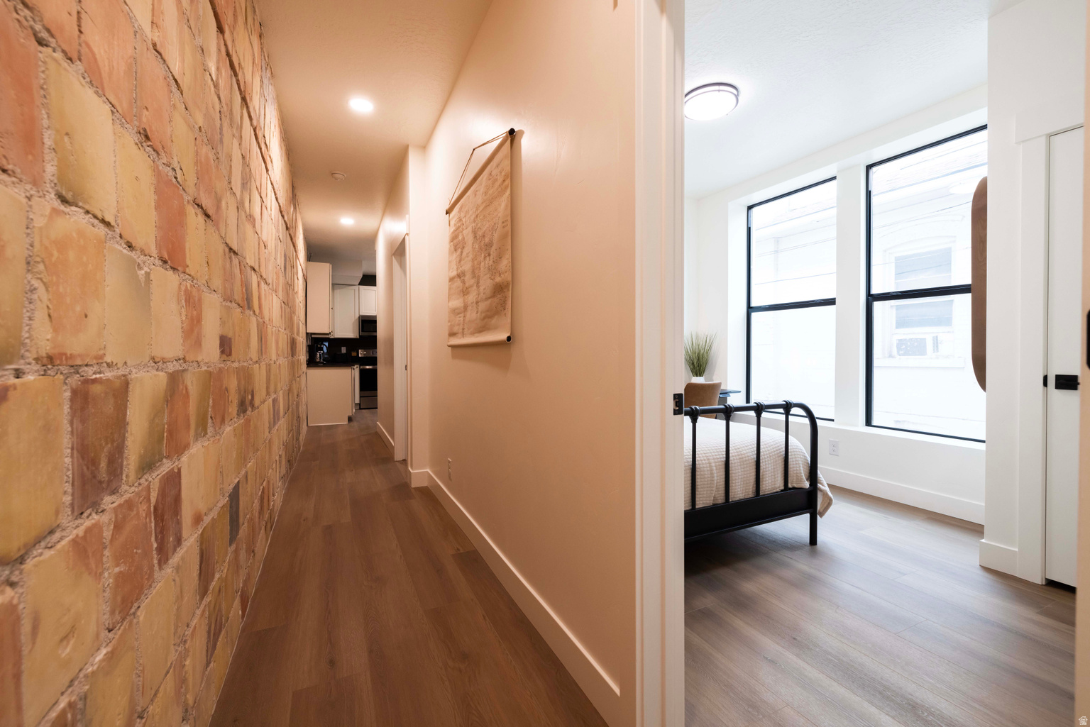 937 E 300 S, Salt  Lake  City, UT, 84101