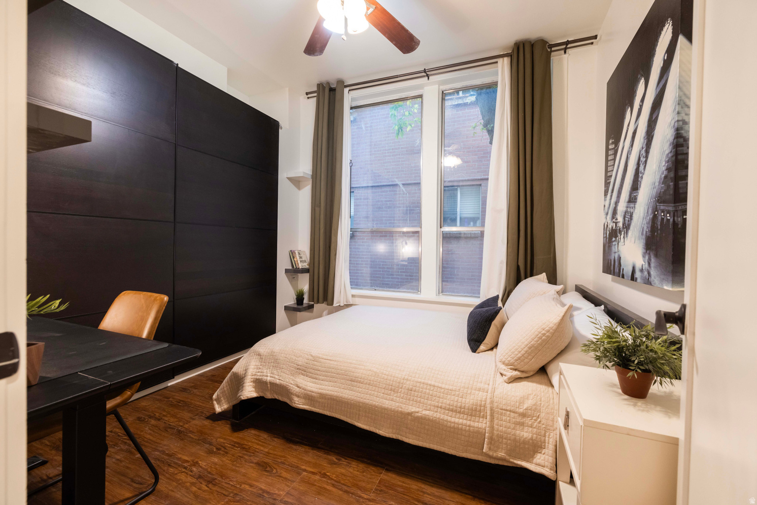 937 E 300 S, Salt  Lake  City, UT, 84101