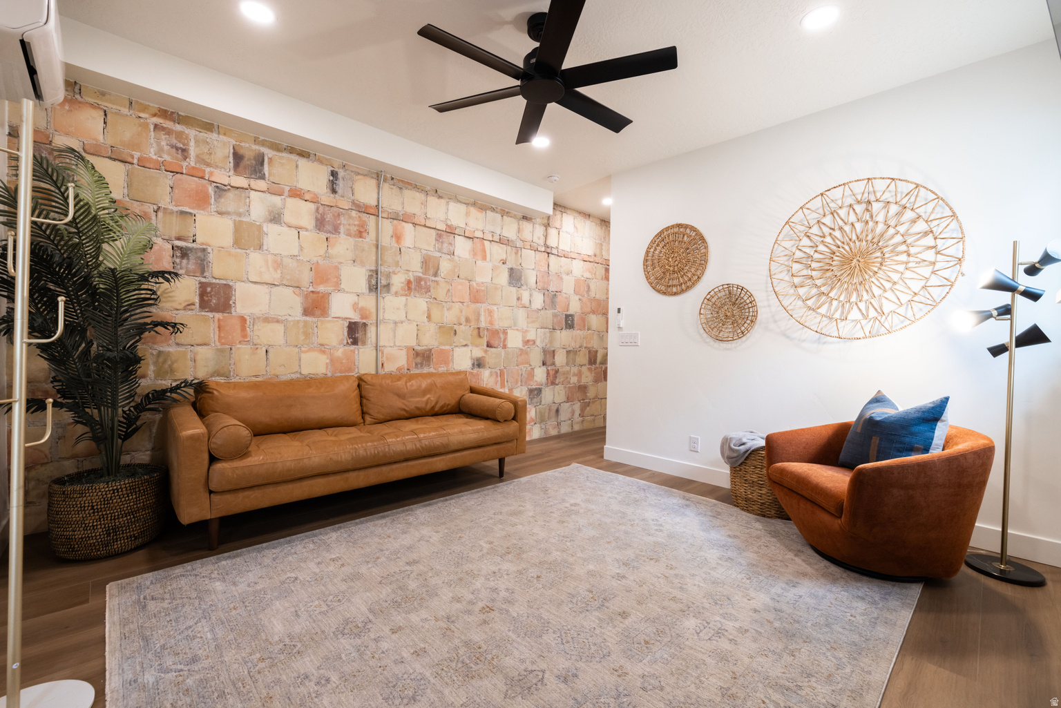 937 E 300 S, Salt  Lake  City, UT, 84101