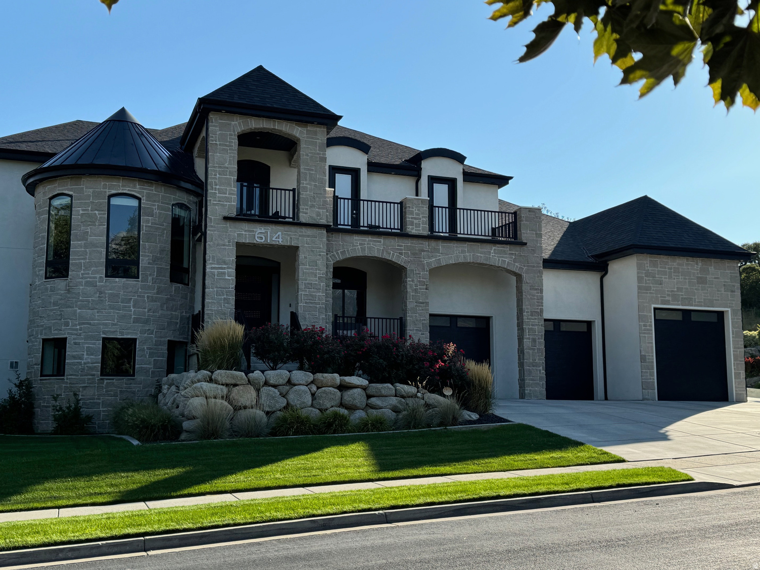 10280 S DIMPLE DELL RD, Sandy, UT, 84092