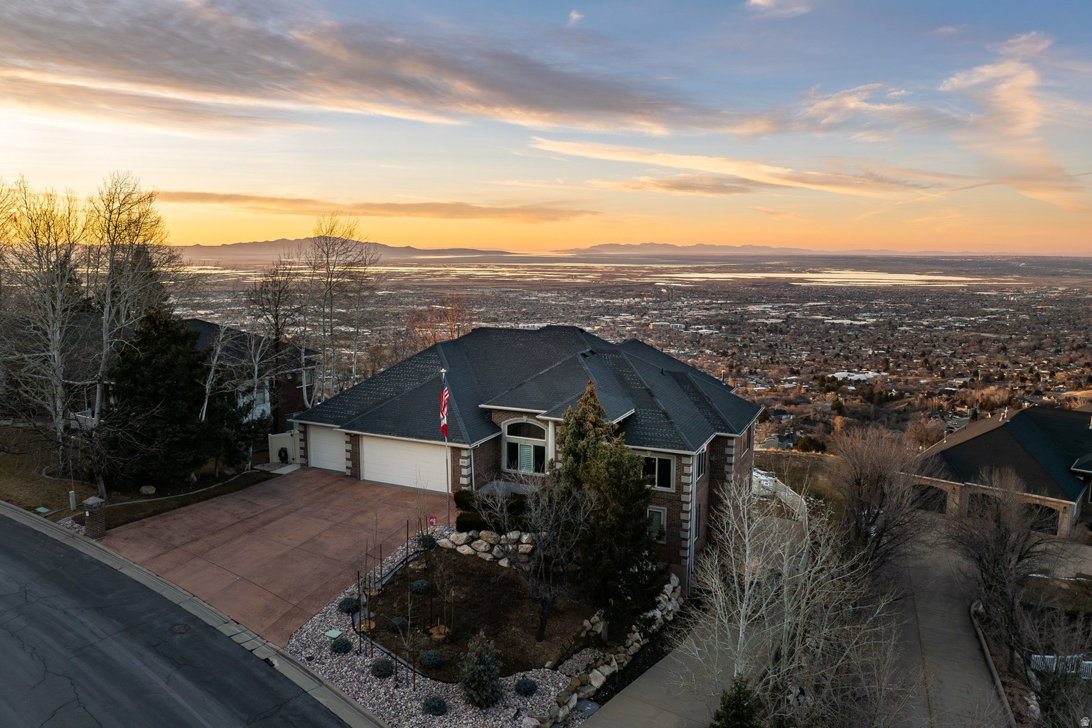 3252 SUNSET HOLLOW DR, Bountiful, UT, 84010