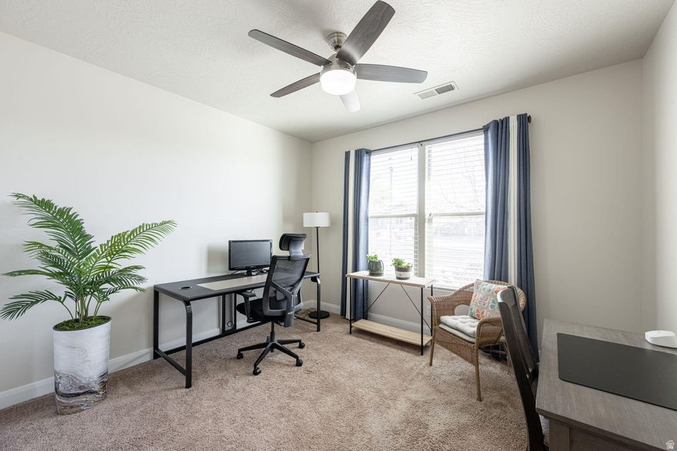 687 N MILLCREEK SPRINGS DR, Washington, UT, 84780