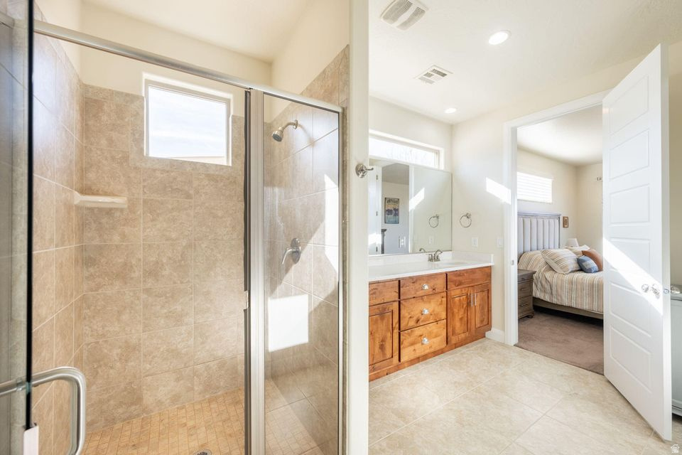 687 N MILLCREEK SPRINGS DR, Washington, UT, 84780