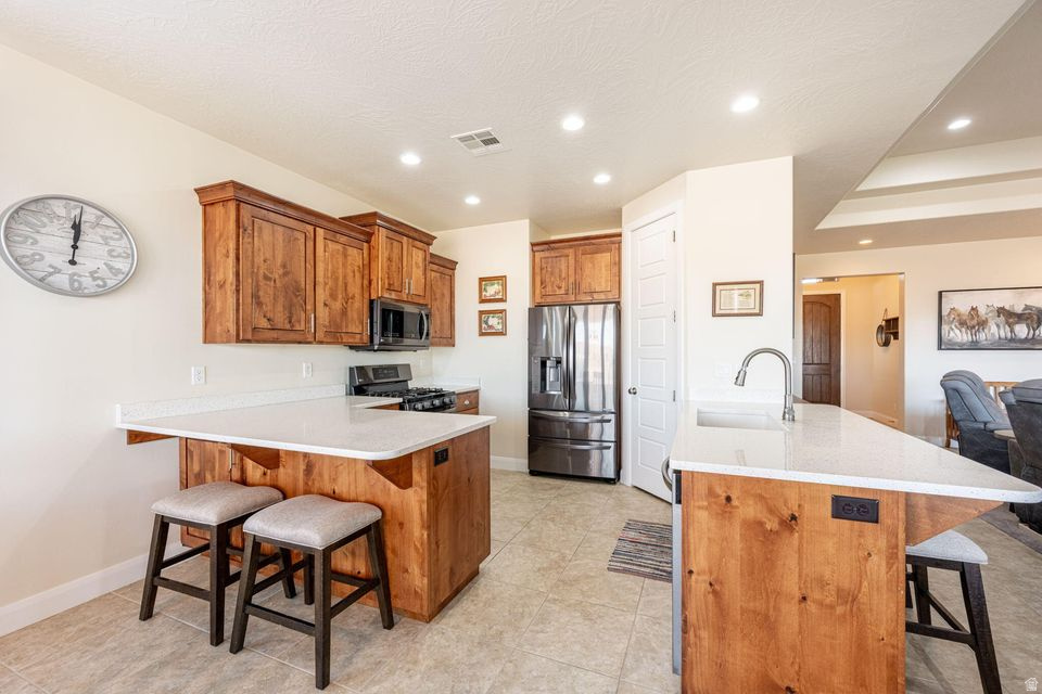 687 N MILLCREEK SPRINGS DR, Washington, UT, 84780