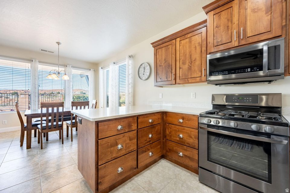 687 N MILLCREEK SPRINGS DR, Washington, UT, 84780