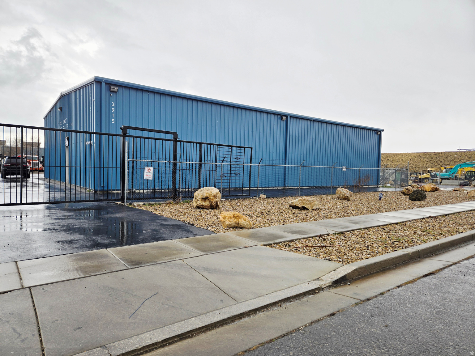 3915 W IRON ROSE PL, Salt  Lake  City, UT, 84104