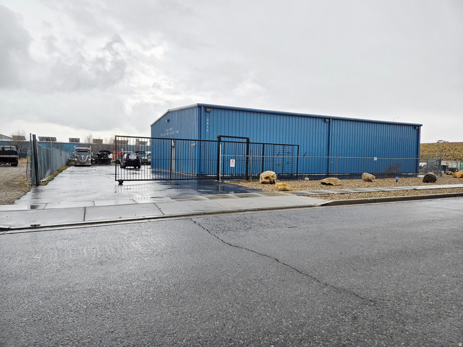 3915 W IRON ROSE PL, Salt  Lake  City, UT, 84104