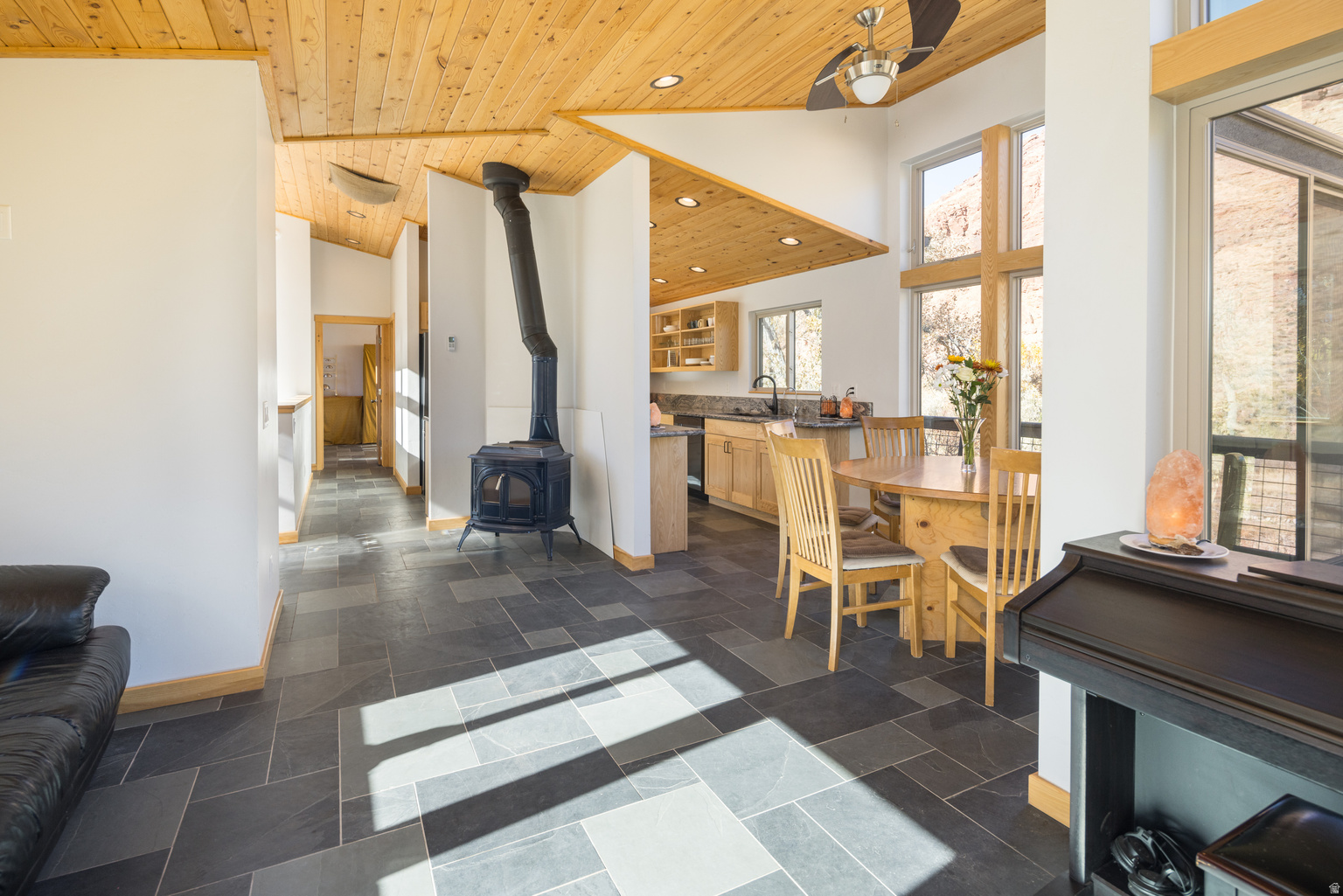 1389 E POWERHOUSE LN S, Moab, UT, 84532