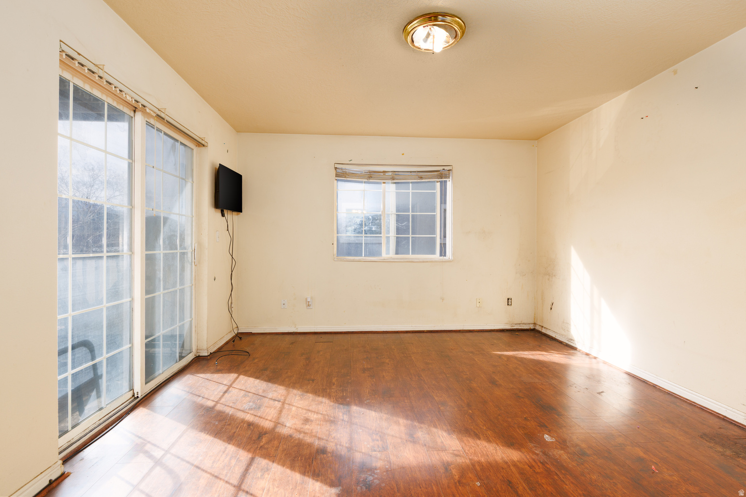 30 W 7500 S UNIT 18, Midvale, UT, 84047