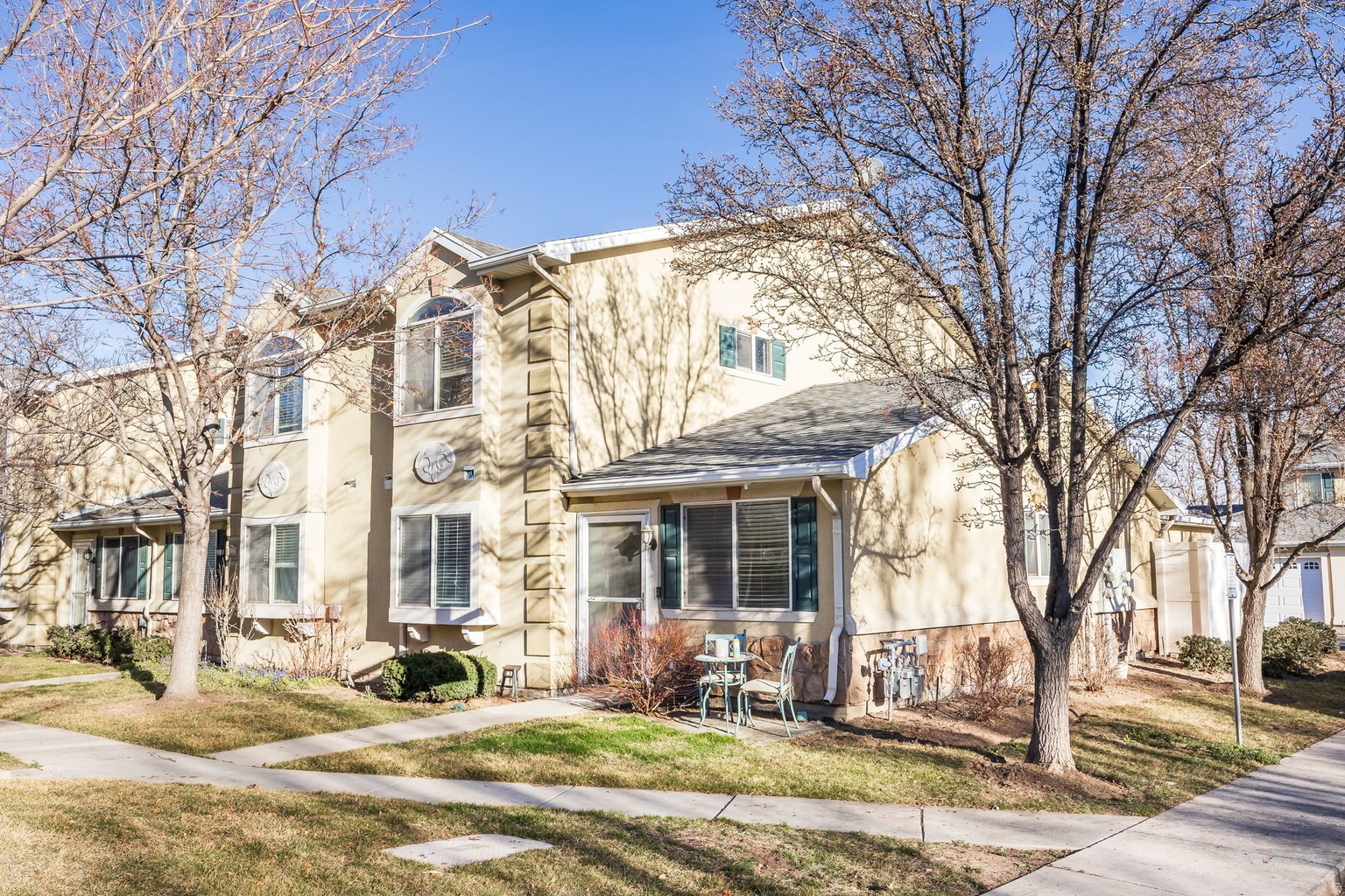 Featured Listings Featured Listings