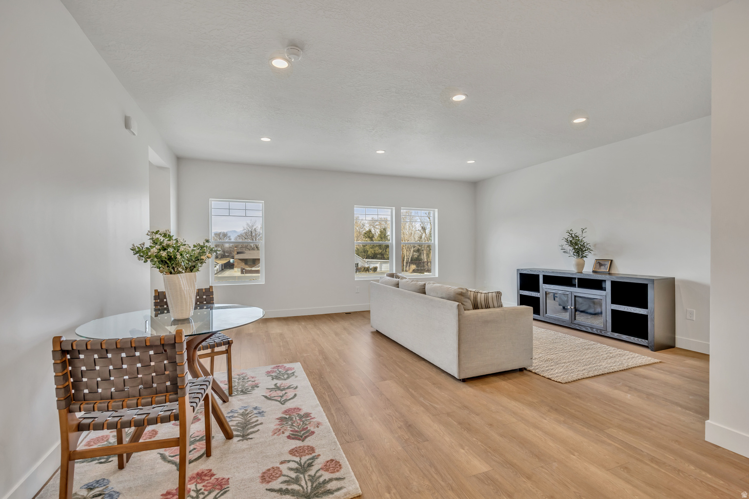 330 E 7635 S, Sandy, UT, 84047
