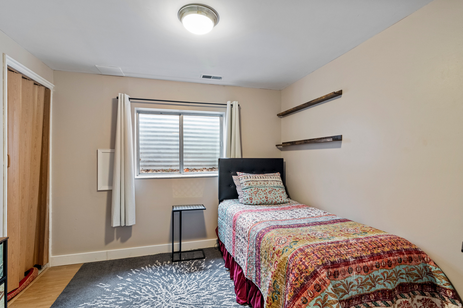 6191 S RAINSBOROUGH RD, Murray, UT, 84121