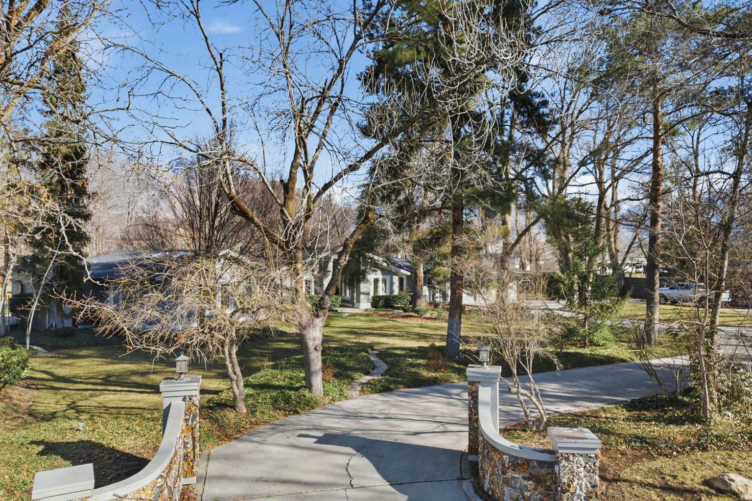 5575 S MERLYN CIR, Holladay, UT, 84117